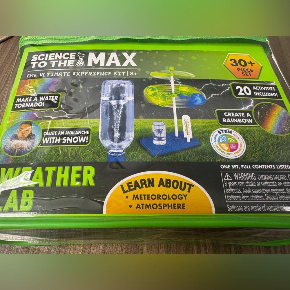 Science To the Max Weather Lab Kit - Picture 7 of 7
